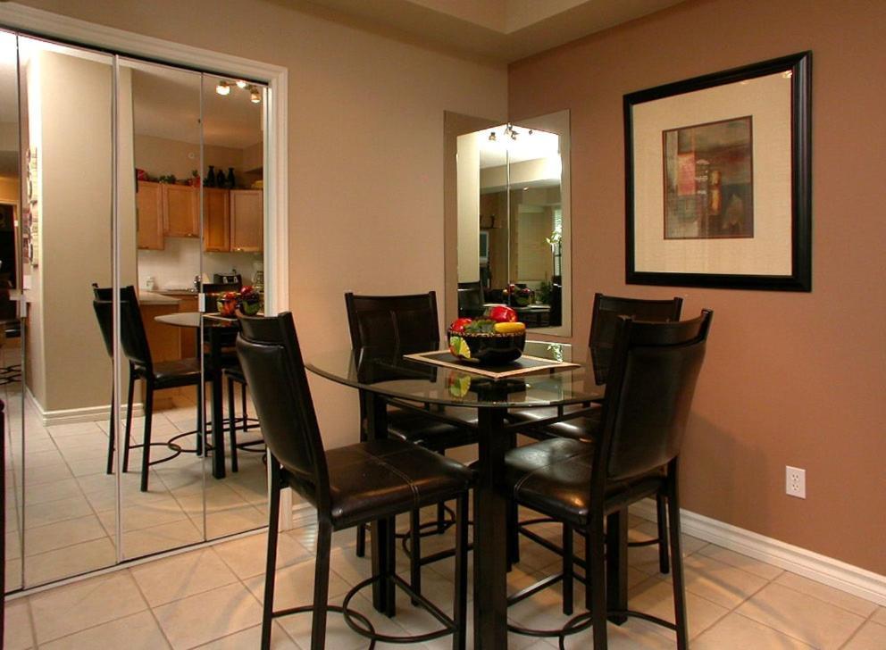 Sunset Waterfront Resort By Discover Kelowna Resort Accommodations Esterno foto